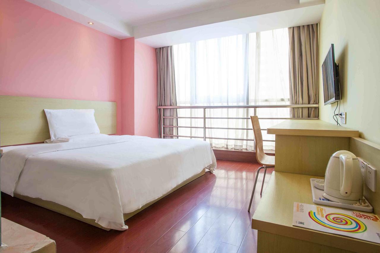 365 Hotel Haimen Quarto foto