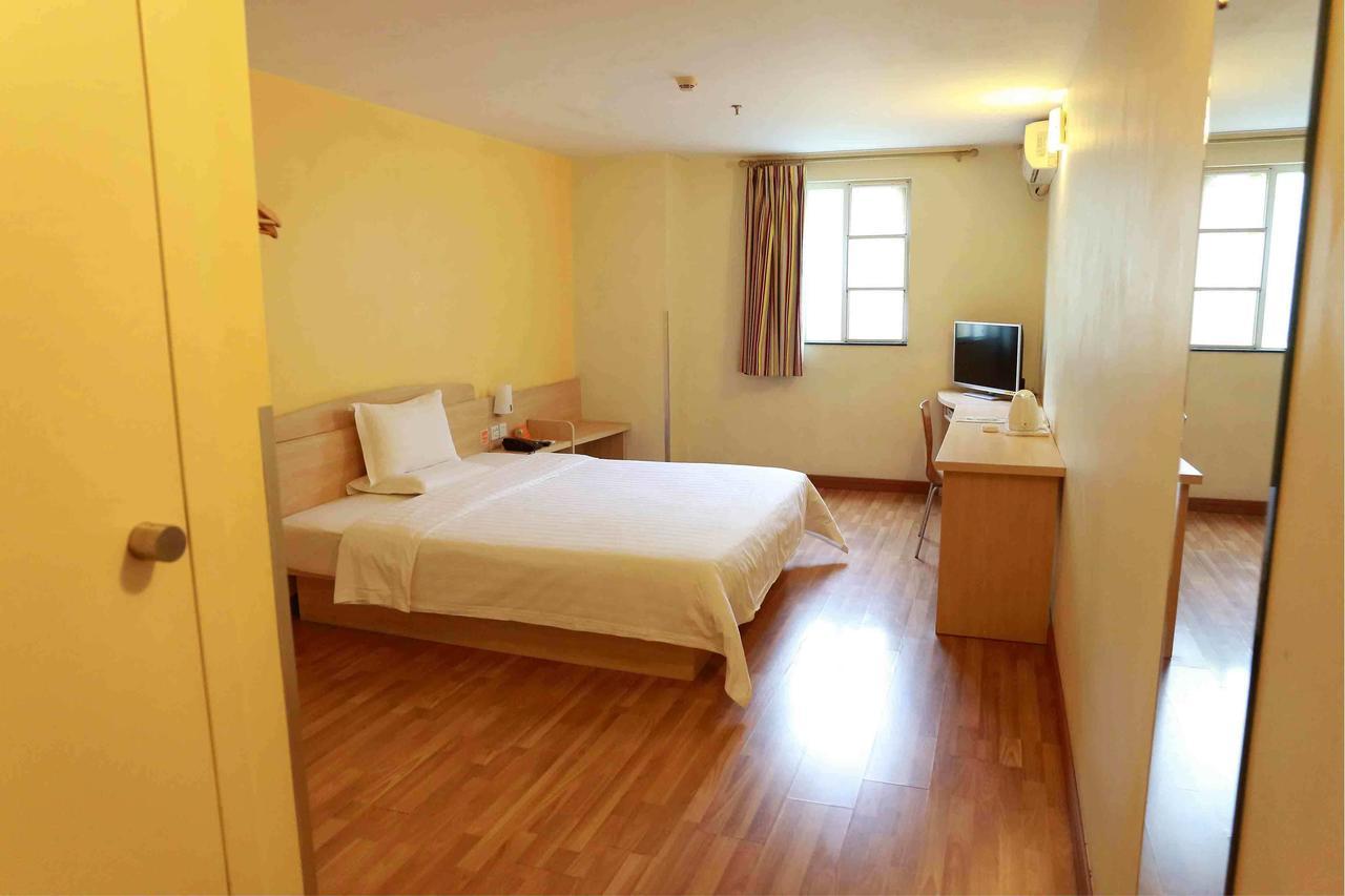365 Hotel Haimen Quarto foto